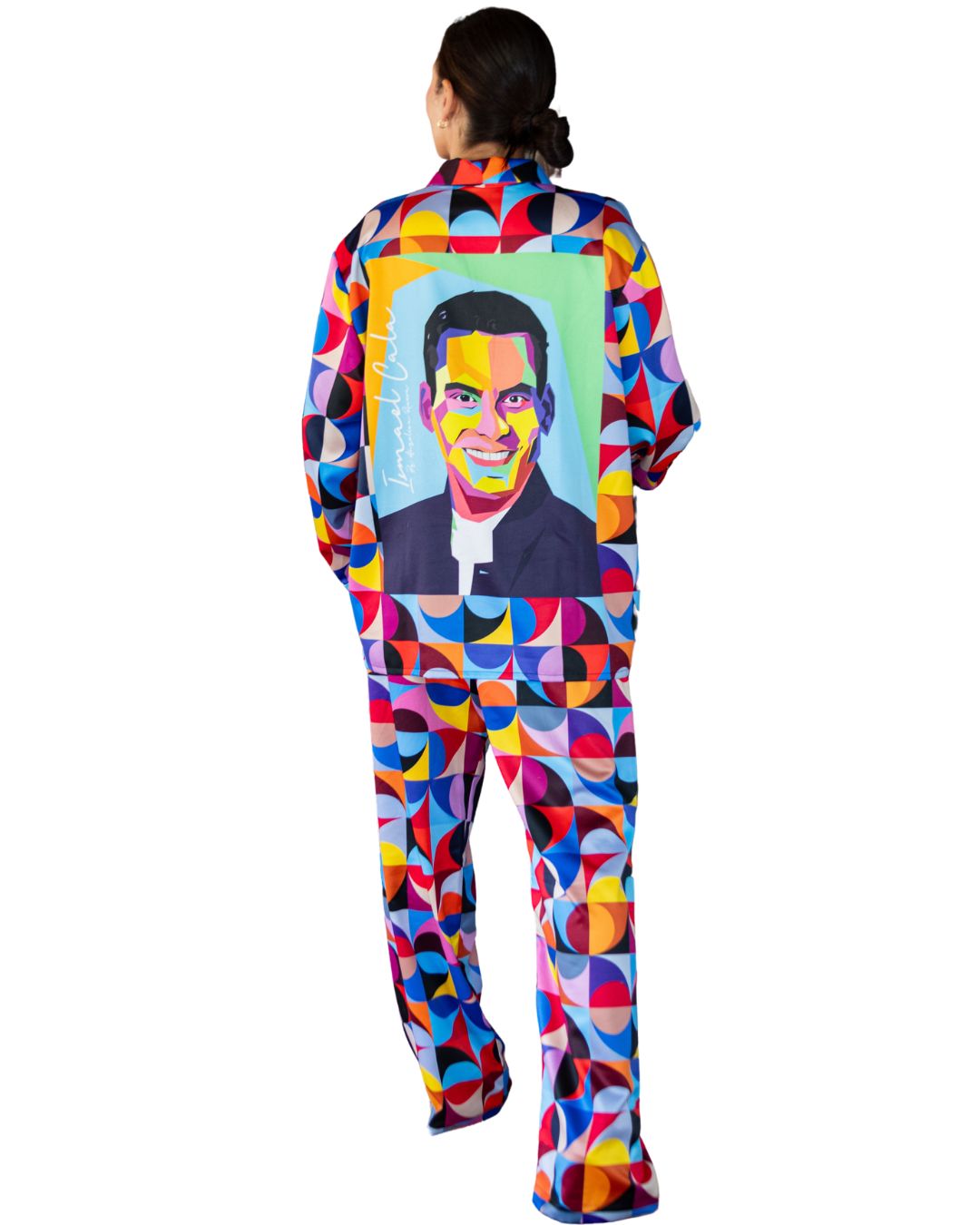 HouseOfCala-IsmaelCala-PijamaGeometrica-1